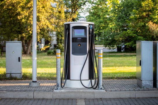 E-Ladesäule im Stadtraum